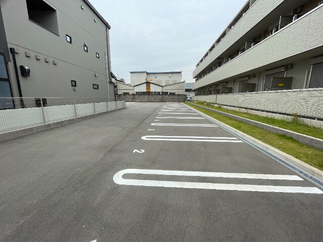 3/4 駐車場