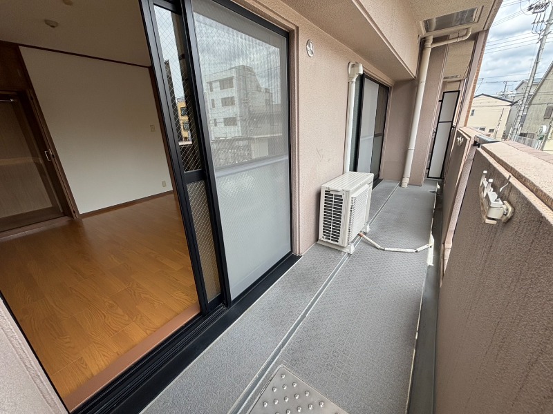 21/30 バルコニー