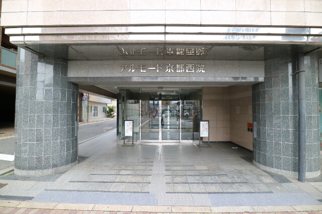 29/30 エントランス