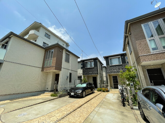 2/4 エントランス