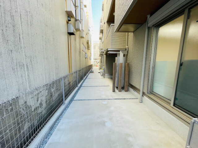 2/3 エントランス