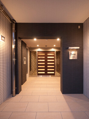 14/15 エントランス