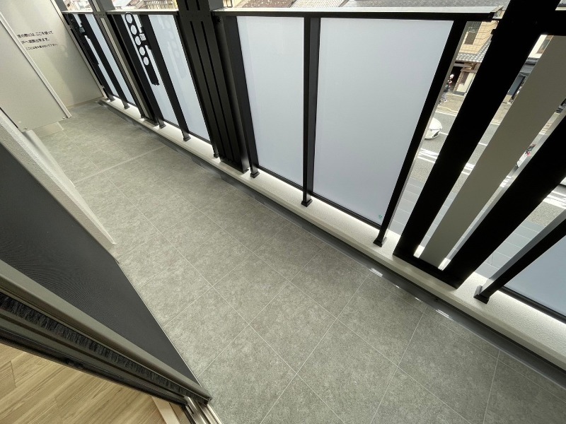 17/28 バルコニー