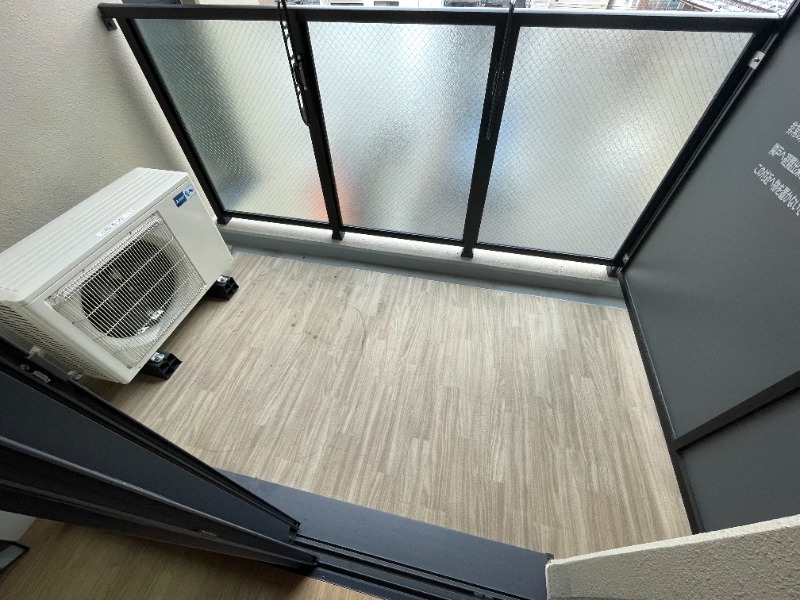 17/27 バルコニー