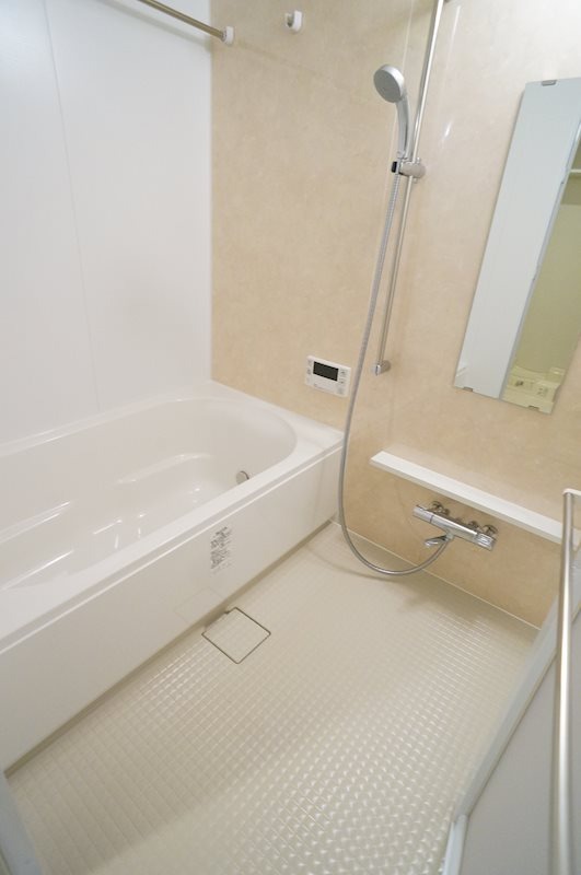 11/23 浴室