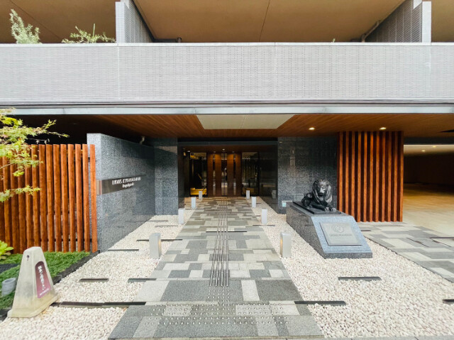 29/30 エントランス