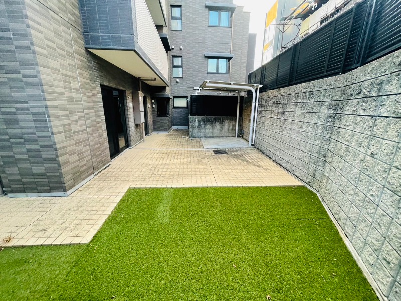 20/30 バルコニー