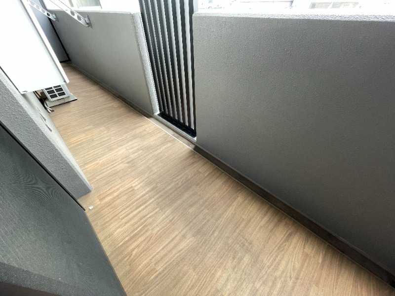 17/27 バルコニー