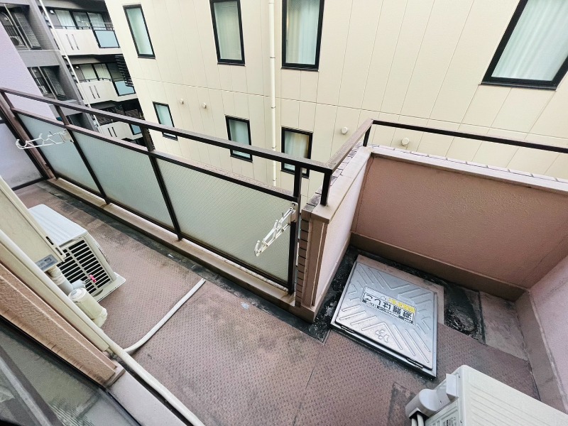 16/28 バルコニー