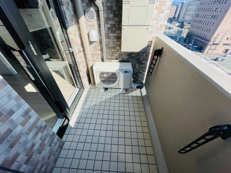 18/27 バルコニー