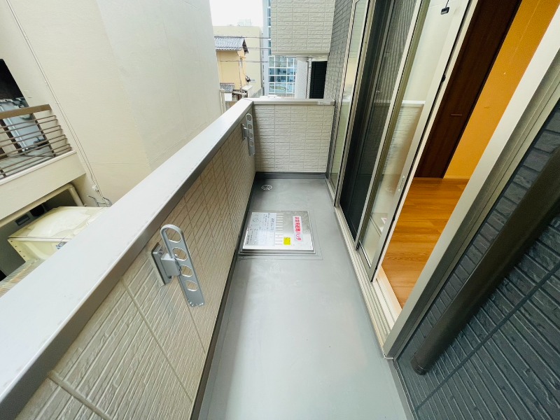 17/28 バルコニー