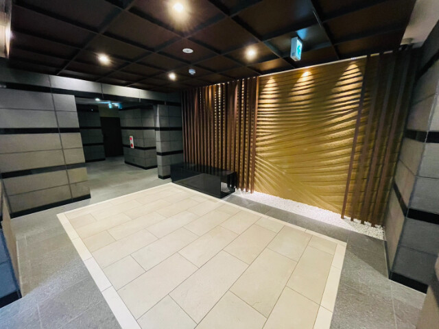 2/3 エントランス