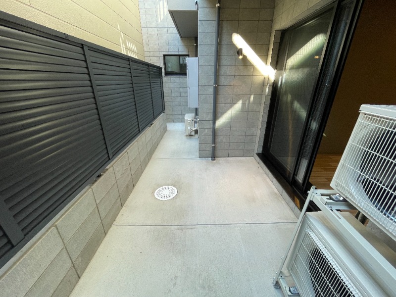 17/27 バルコニー