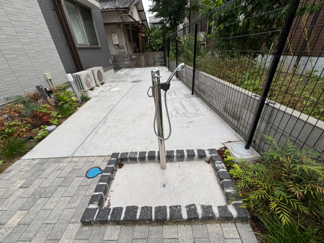 2/3 エントランス