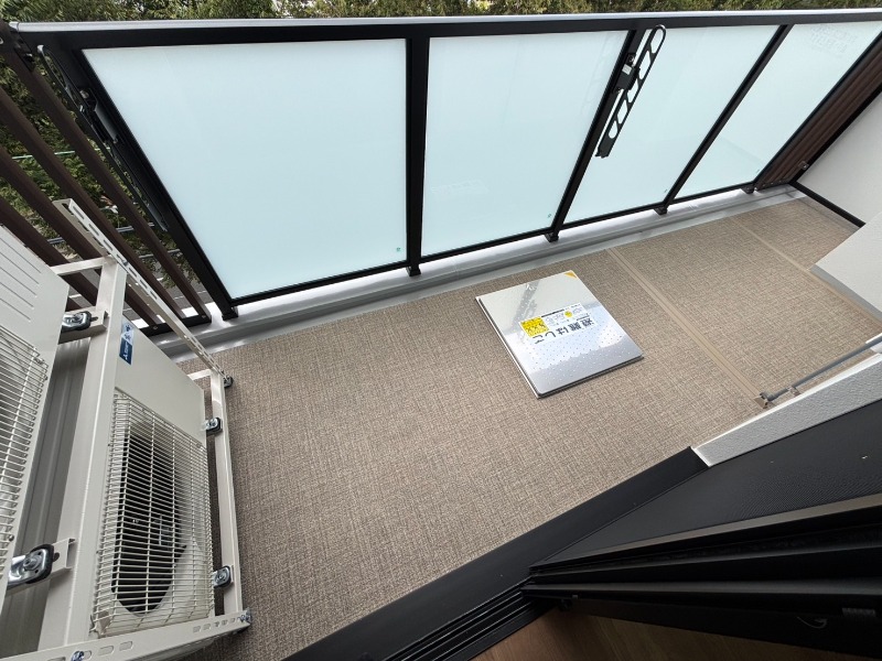 19/30 バルコニー