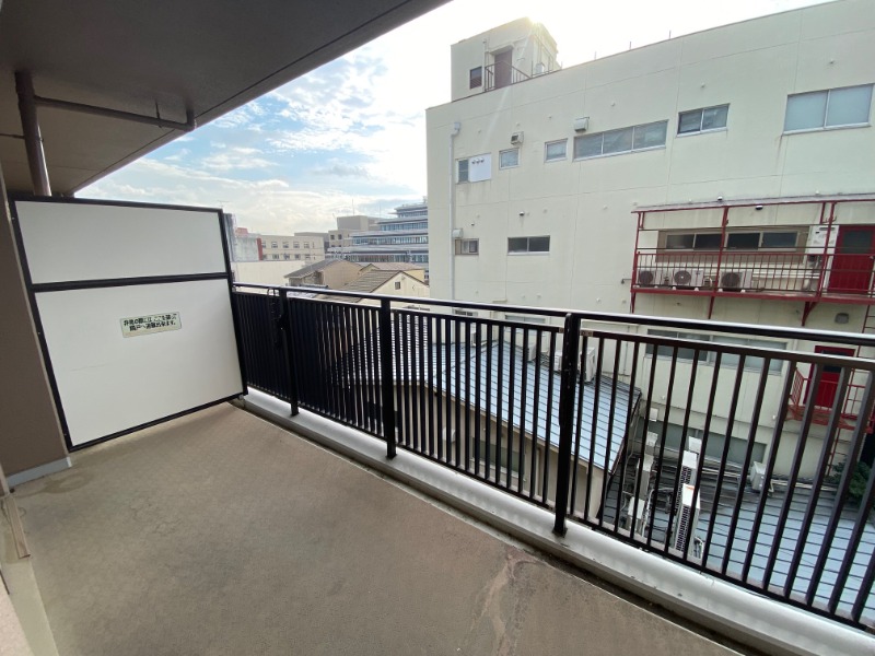 21/29 バルコニー