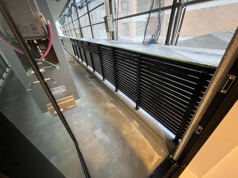 18/28 バルコニー