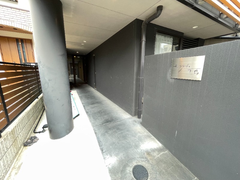 2/3 エントランス