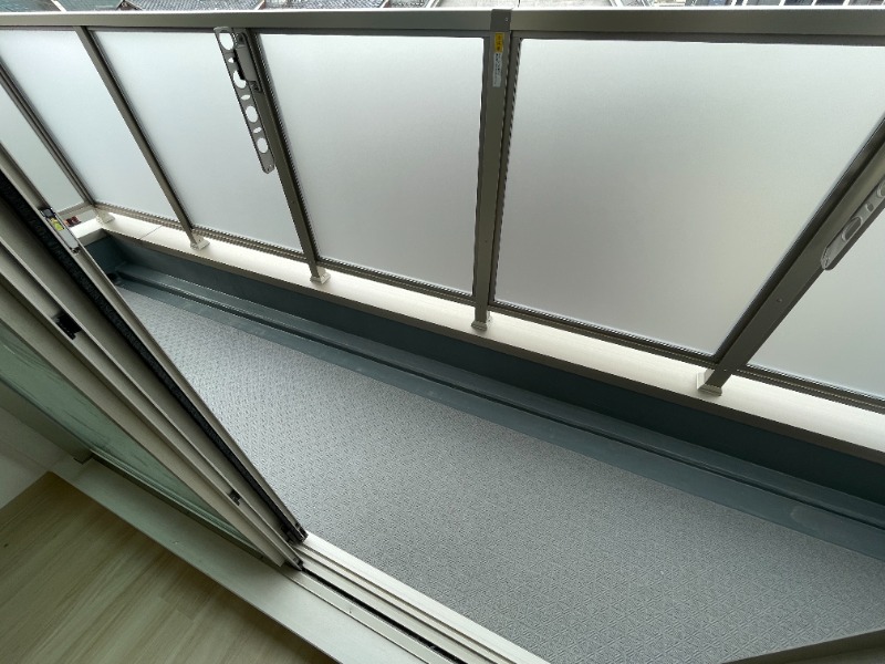 13/19 バルコニー