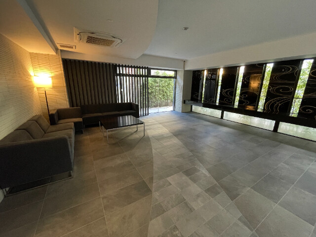 29/30 エントランス