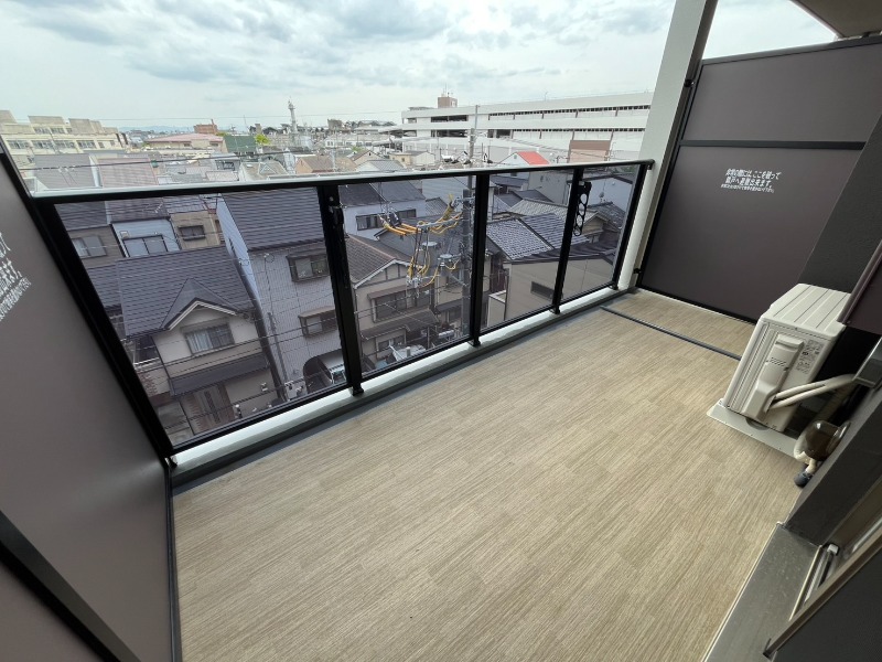 16/26 バルコニー