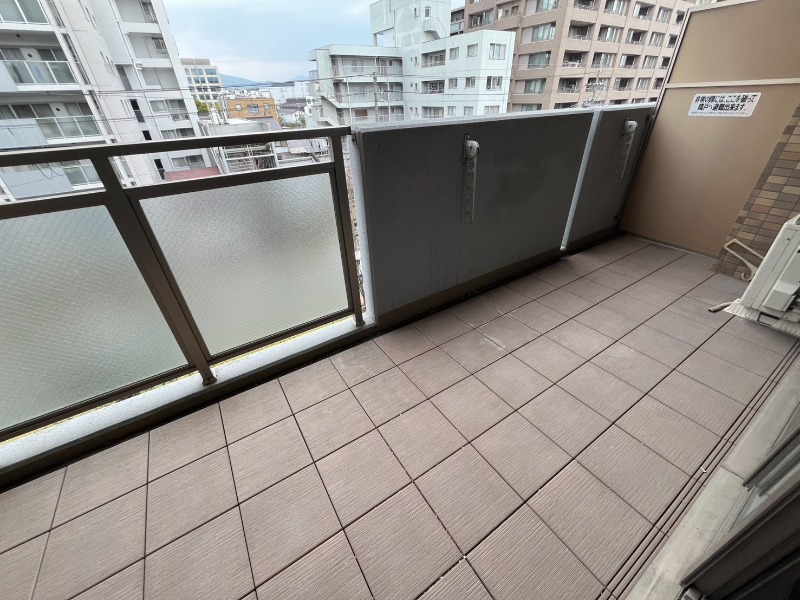 19/30 バルコニー