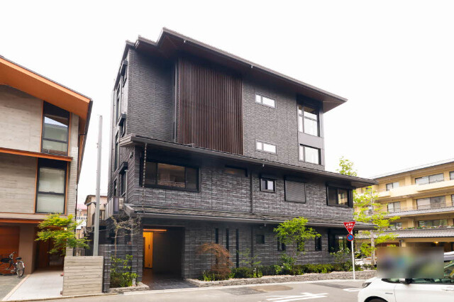 2/3 エントランス