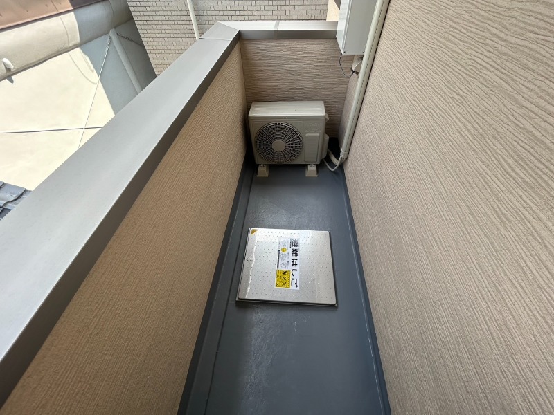 17/27 バルコニー