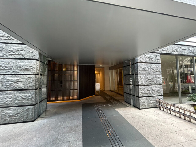 29/30 エントランス