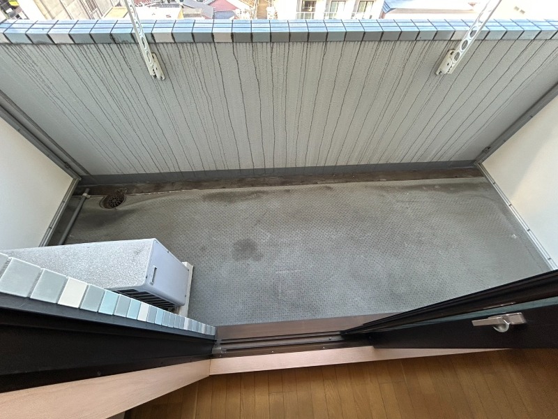 14/22 バルコニー