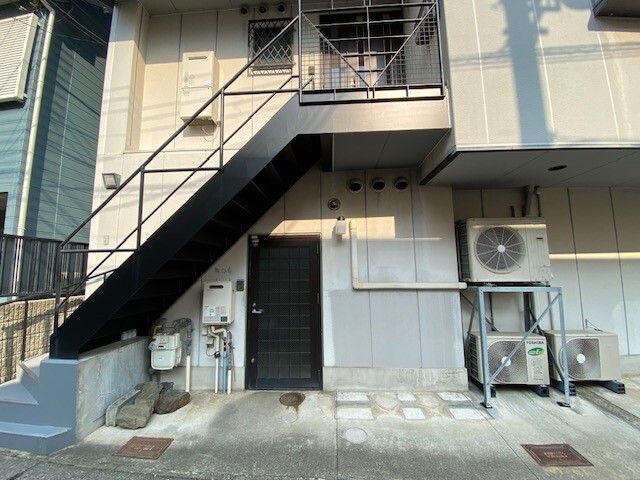 19/21 エントランス