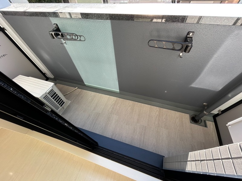 14/23 バルコニー