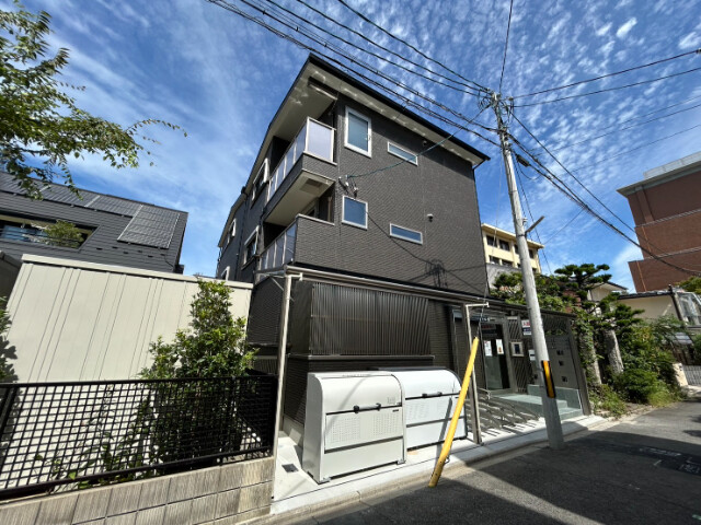 2/3 エントランス