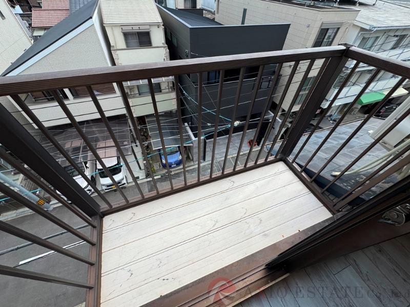 21/30 バルコニー