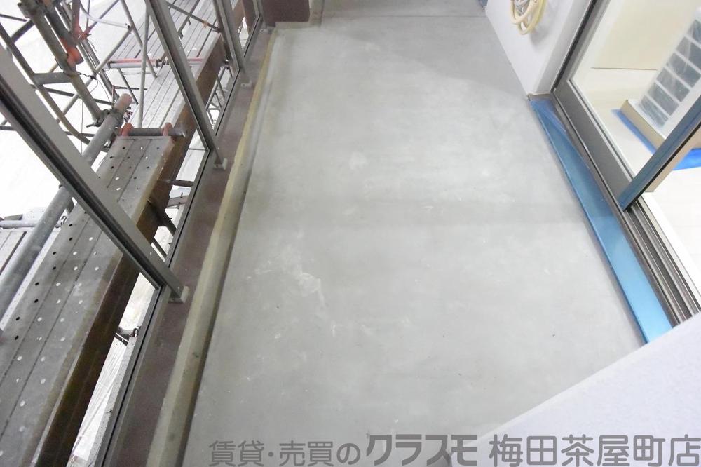 25/30 バルコニー