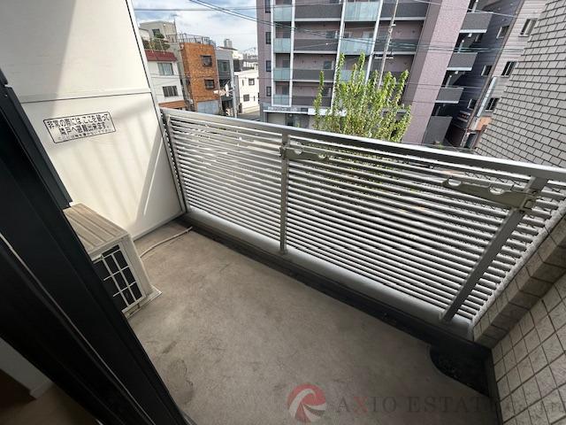 21/30 バルコニー