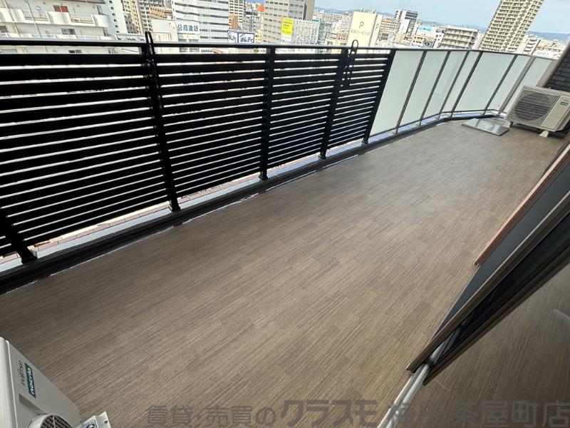 26/30 バルコニー