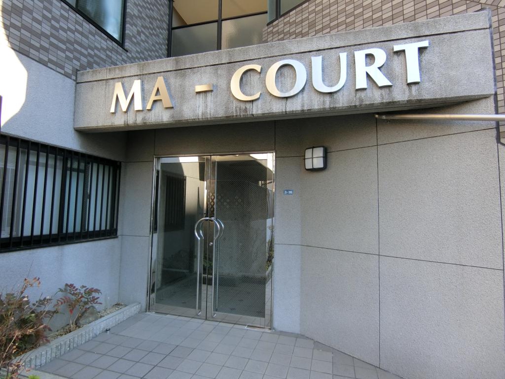 29/30 エントランス