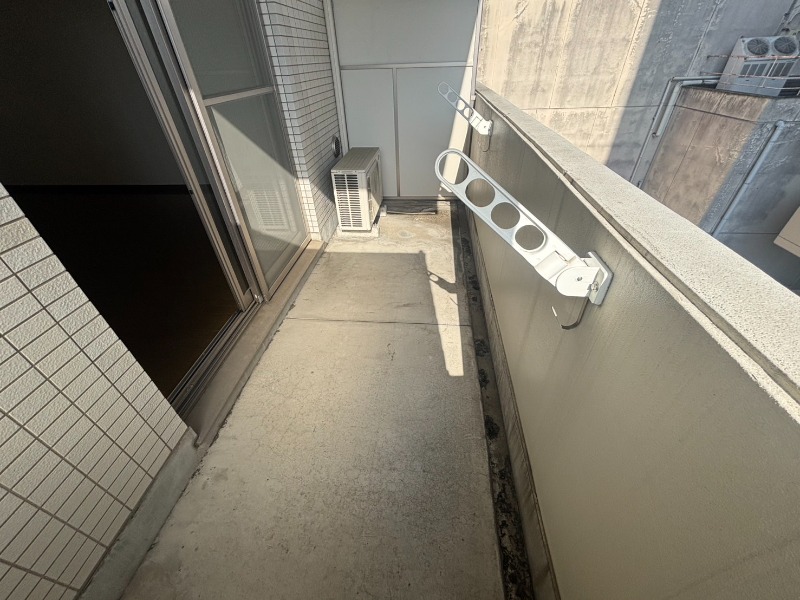 13/22 バルコニー