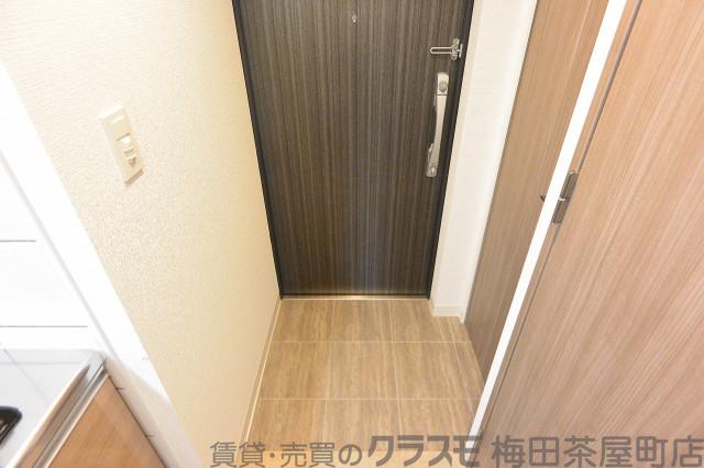 14/30 玄関