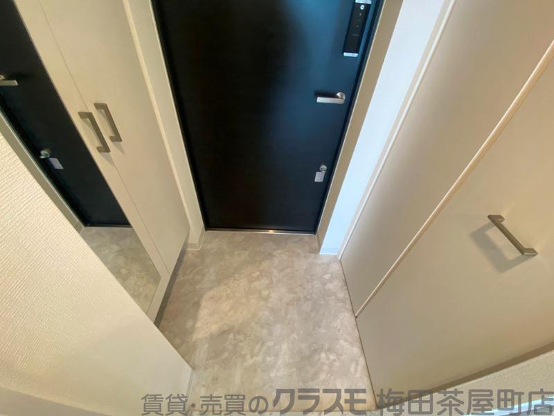 14/30 玄関