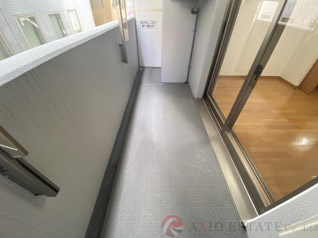 23/30 バルコニー