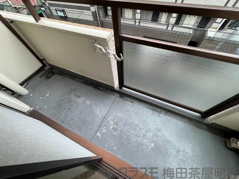 21/30 バルコニー