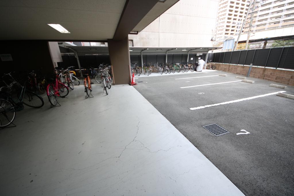 3/5 駐車場