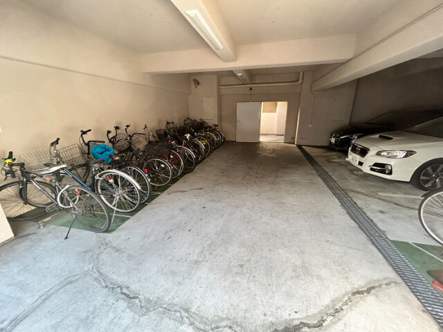 3/5 駐車場
