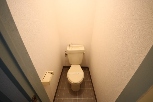 13/30 トイレ
