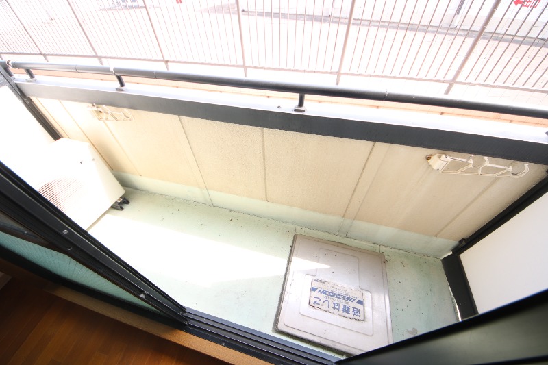 19/30 バルコニー