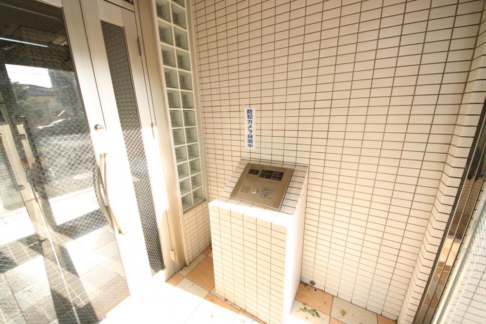 3/7 エントランス