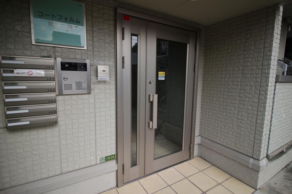 29/30 エントランス