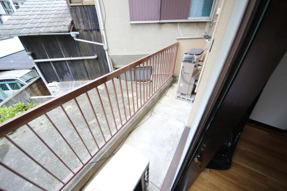 18/30 バルコニー